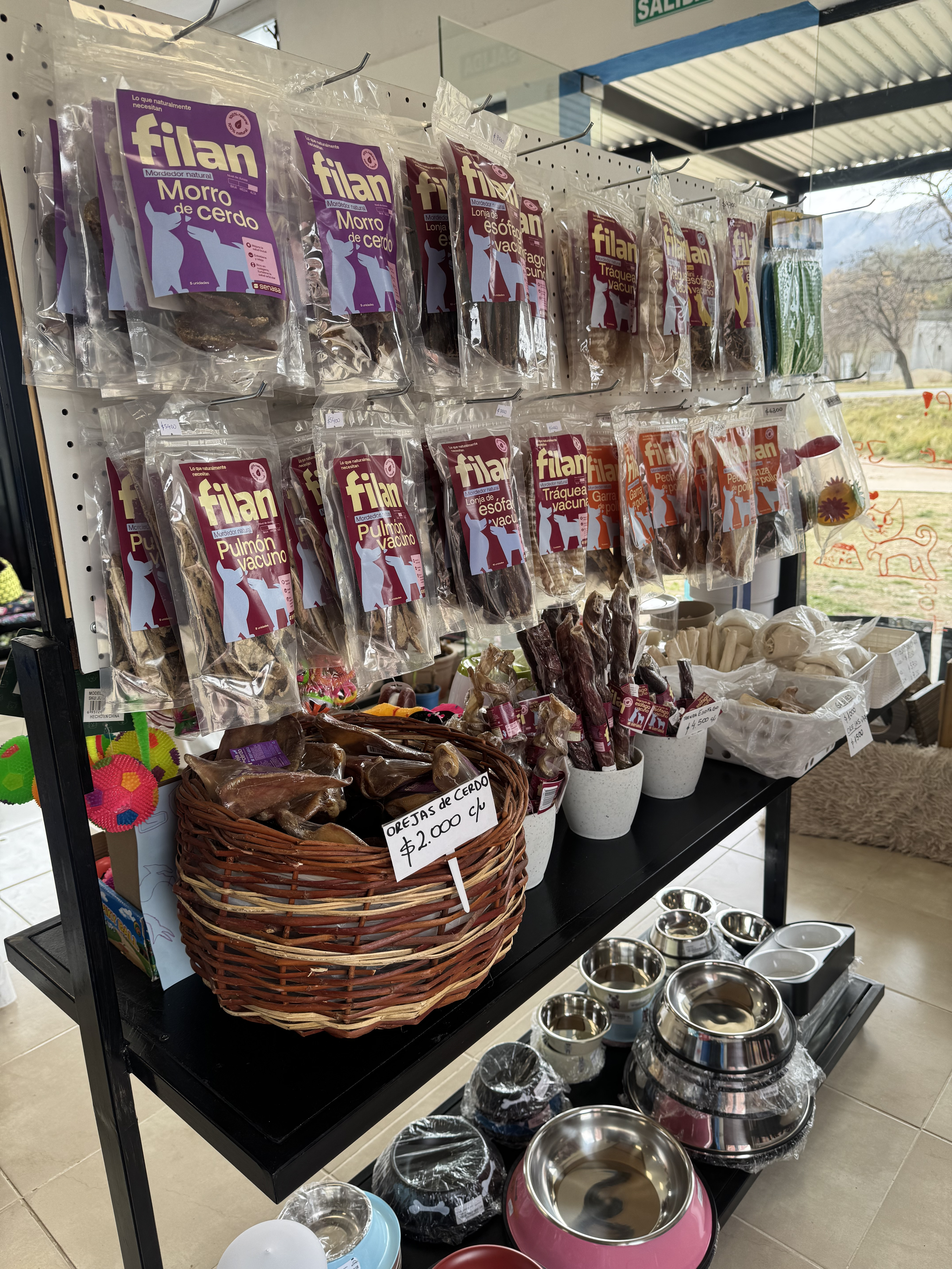 Snacks y premios naturales para perros y gatos